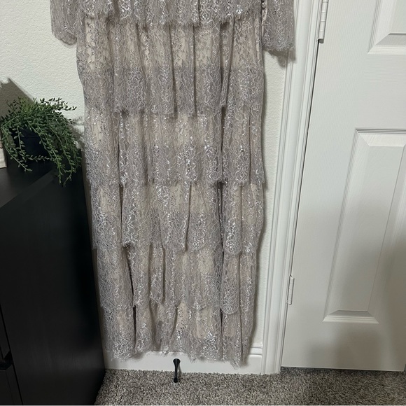 NWT Antonio Melani x Born on Fifth Clara Metallic Lace Tiered Ruffle Max… - Picture 12 of 16